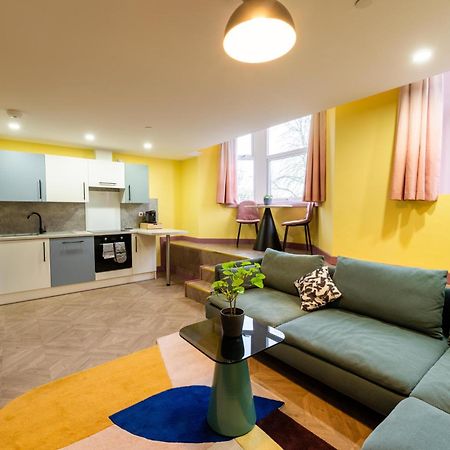 Aaron Wise - 51 Fitzhamon Apartments كارديف المظهر الخارجي الصورة