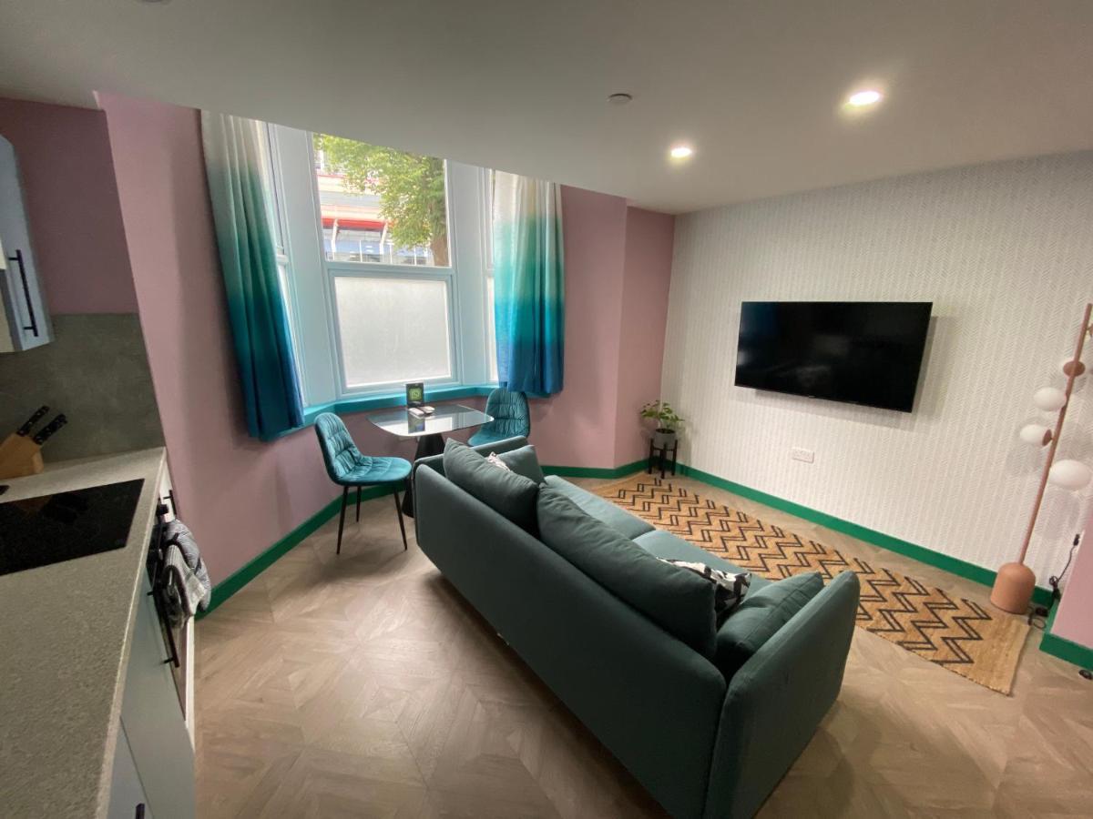 Aaron Wise - 51 Fitzhamon Apartments كارديف المظهر الخارجي الصورة