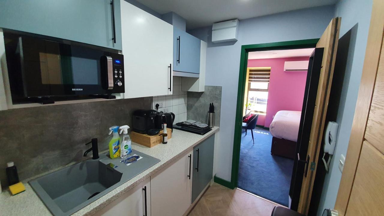 Aaron Wise - 51 Fitzhamon Apartments كارديف المظهر الخارجي الصورة