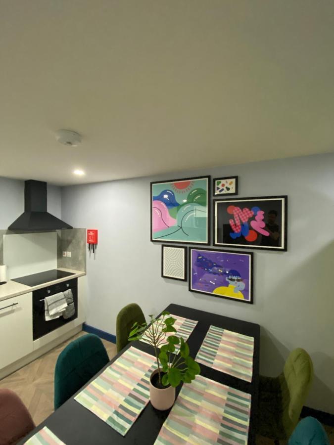 Aaron Wise - 51 Fitzhamon Apartments كارديف المظهر الخارجي الصورة