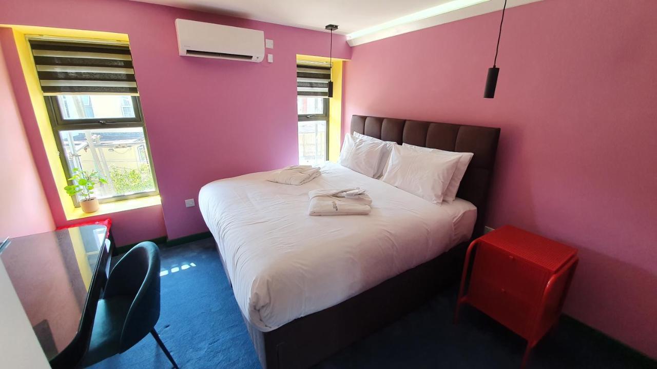 Aaron Wise - 51 Fitzhamon Apartments كارديف المظهر الخارجي الصورة