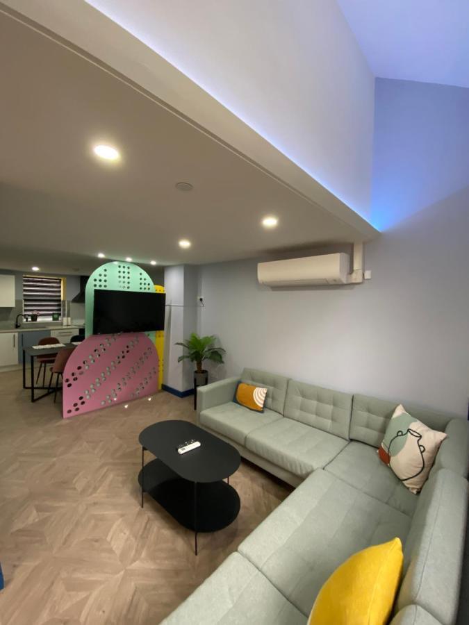 Aaron Wise - 51 Fitzhamon Apartments كارديف المظهر الخارجي الصورة