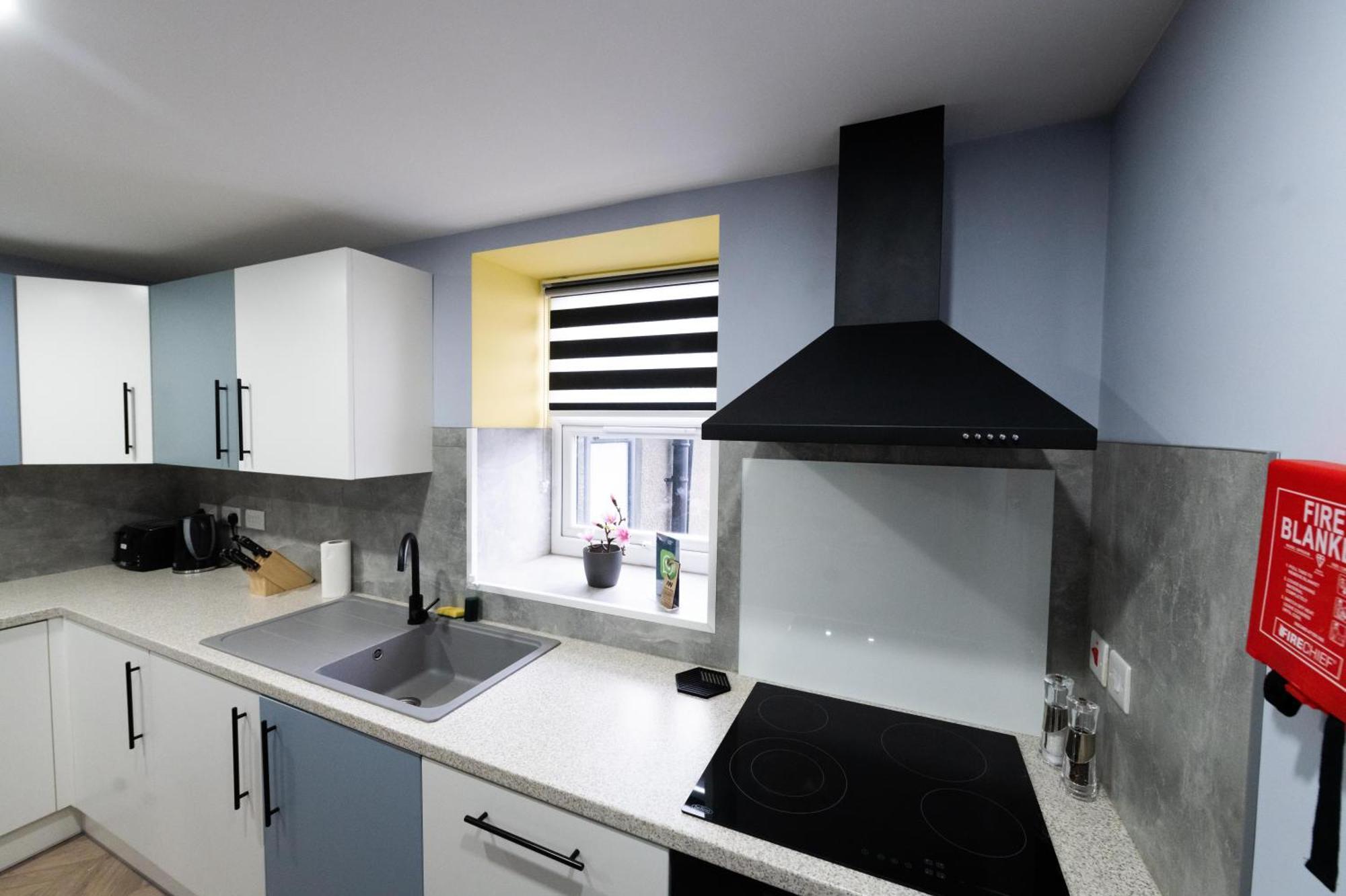 Aaron Wise - 51 Fitzhamon Apartments كارديف المظهر الخارجي الصورة