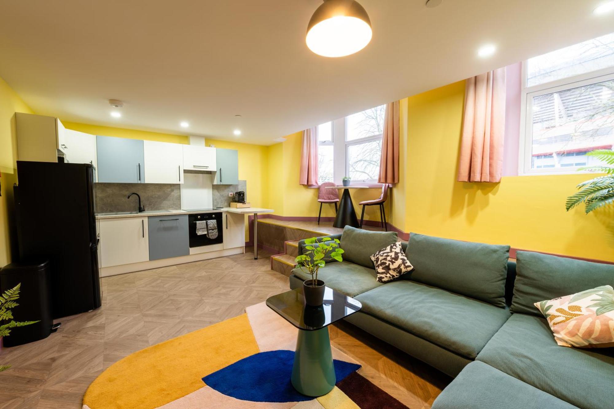 Aaron Wise - 51 Fitzhamon Apartments كارديف المظهر الخارجي الصورة